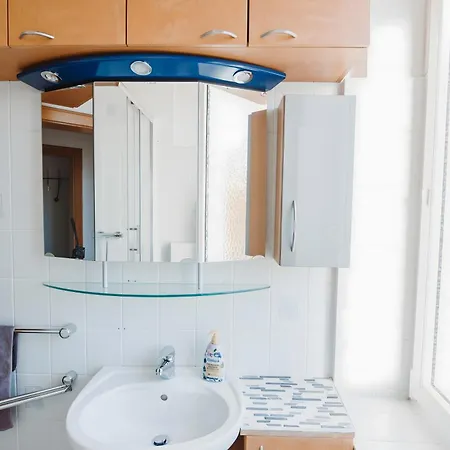 Apartment Ferienwohnung Oberhausen Sterkrade1